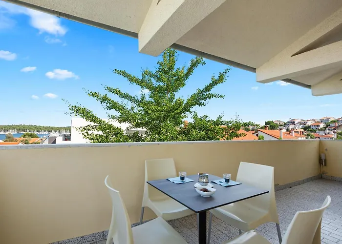 Zanini Apartament *